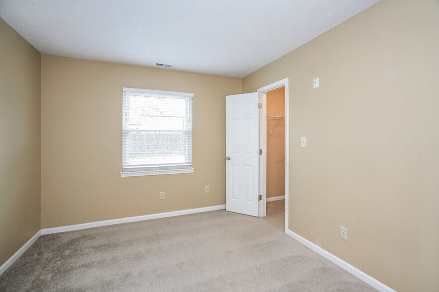 Building Photo - 1451 Rebecca Ln