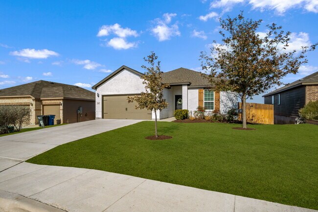 Building Photo - 610 Ridgehorn Dr