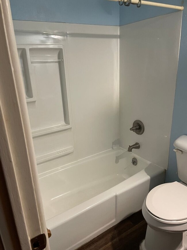 Building Photo - Two bedroom apartment in Wood River