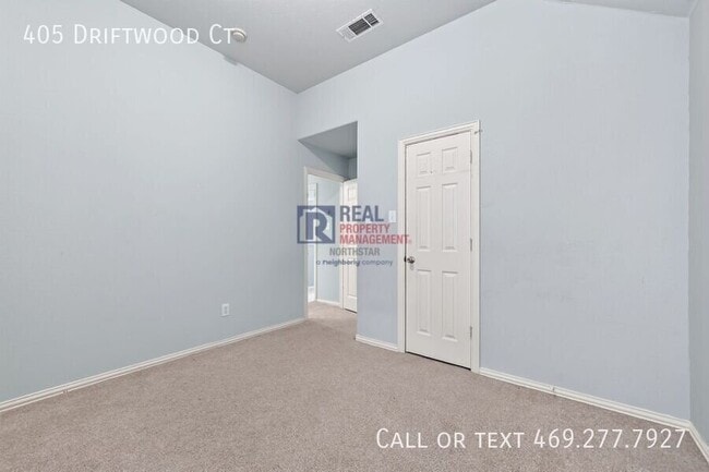 Building Photo - 405 Driftwood Ct