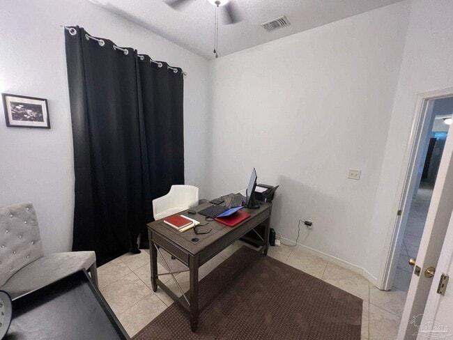 Building Photo - 1959 Melissa Oaks Dr