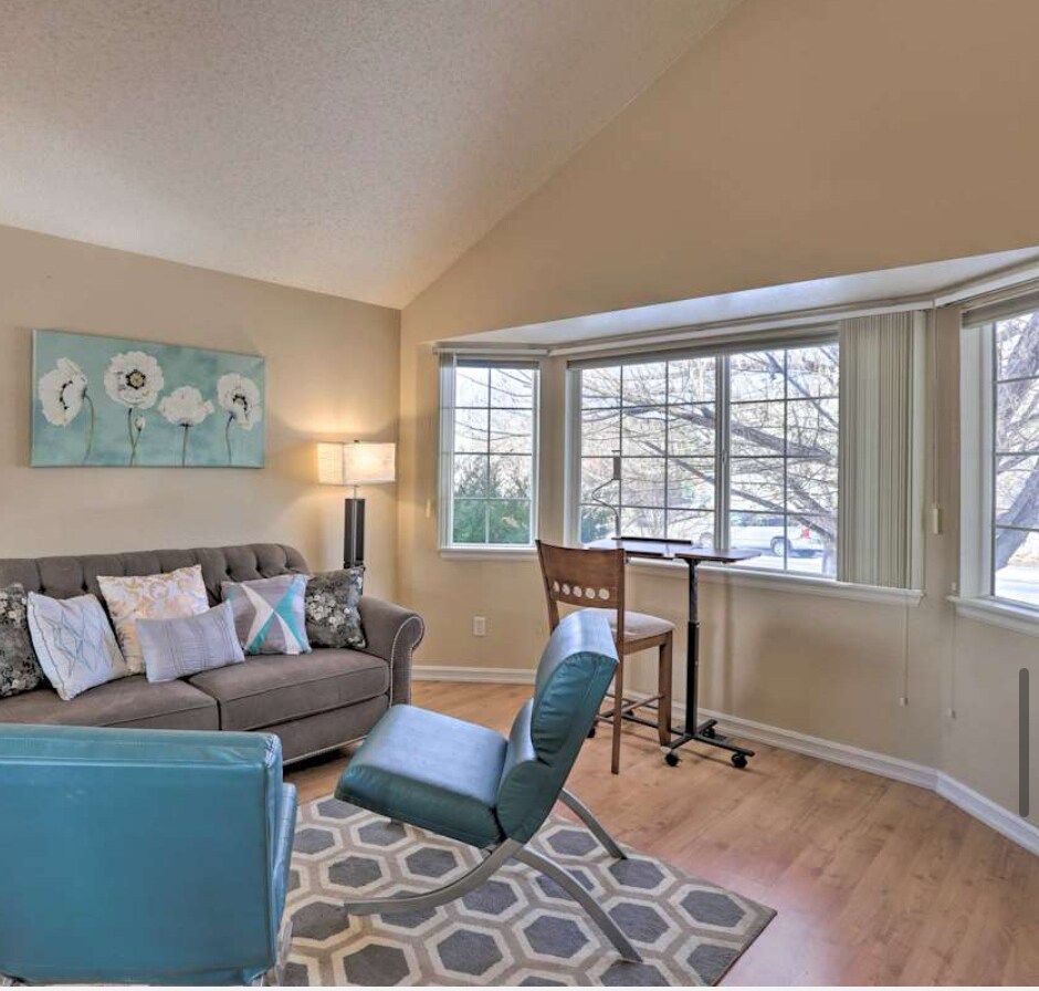 Building Photo - 5357 S Liverpool Way