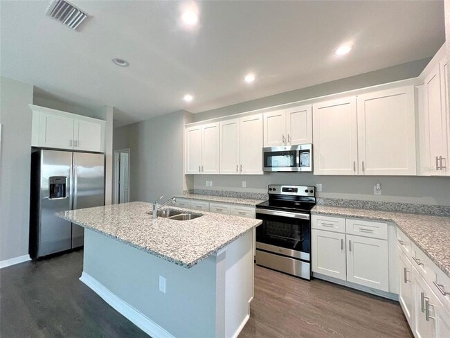 Building Photo - 3460 Cup Dr