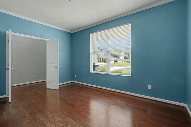 Building Photo - 5-Bedroom Home w/ Fenced-in BackYard in Knightdale