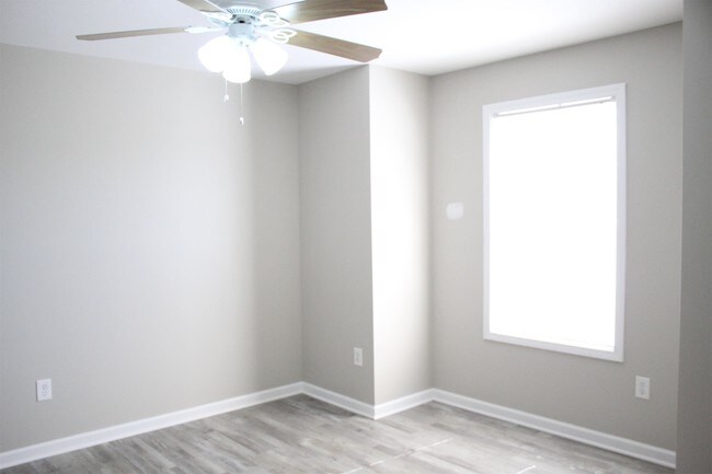 Building Photo - 7638 Emory Cove Way