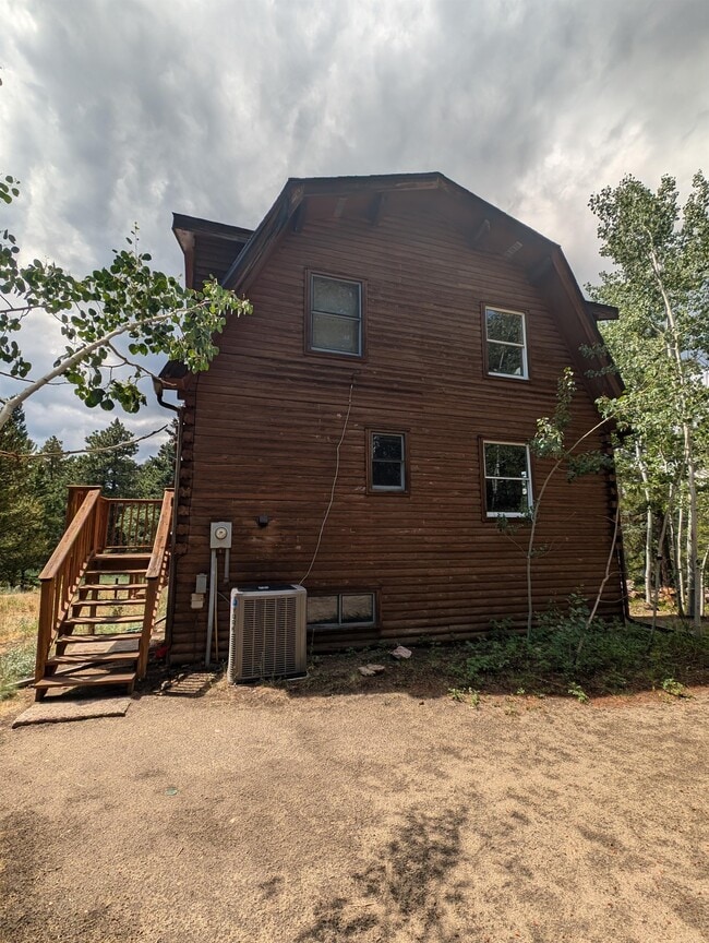 Building Photo - 3137 Ridge Rd