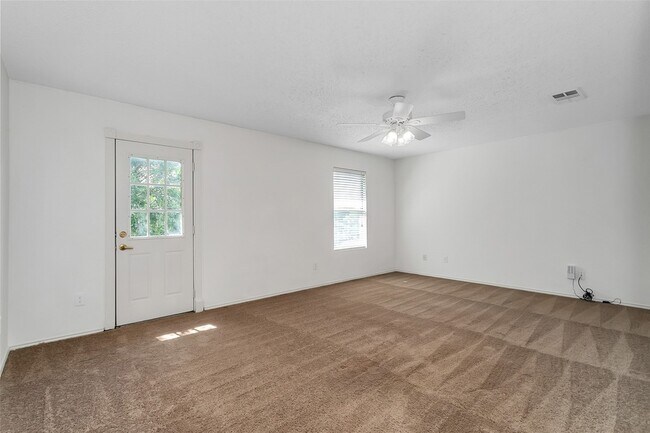 Building Photo - 5224 Royal Burgess Dr