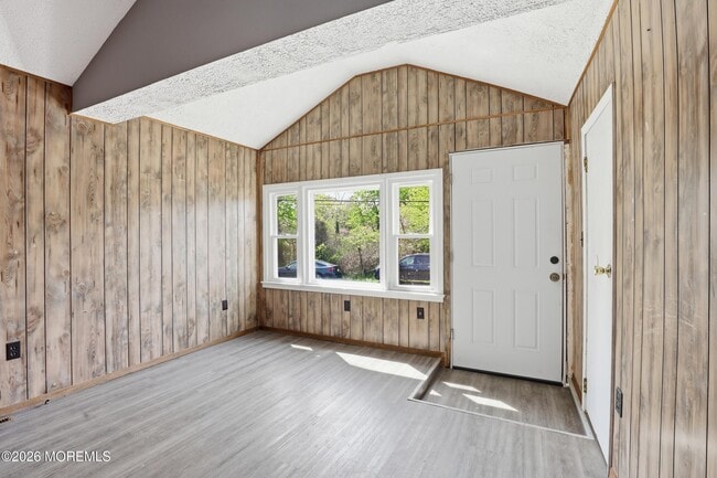 Building Photo - 141 Mill St