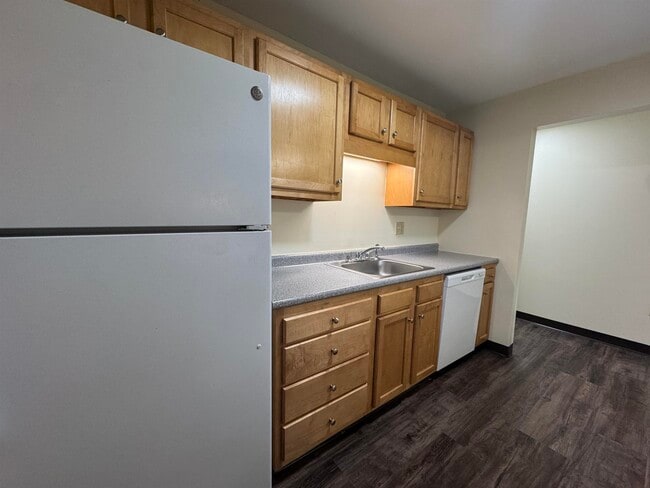 Building Photo - 101 Eastern Ave