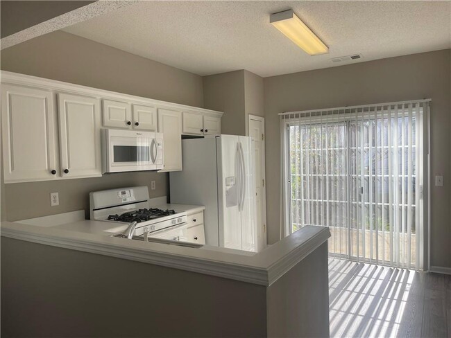 Building Photo - 1675 Leyland Dr