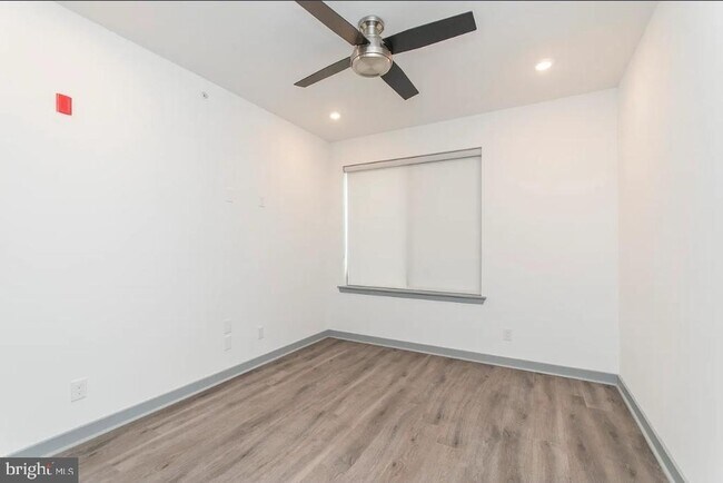 Building Photo - 411 W Berks St