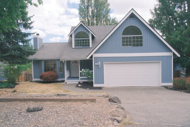 Building Photo - 16617 3rd Dr SE