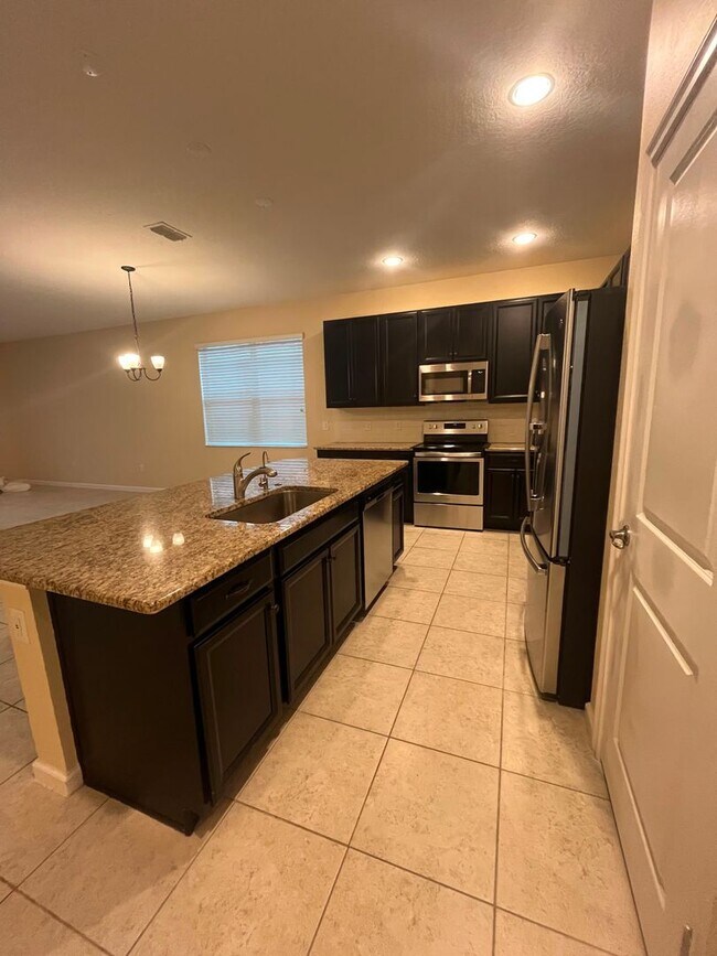 Building Photo - Beautiful 3-Bedroom + Flex Room Home for Rent in Sawgrass Plantation