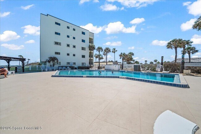 Building Photo - 1465 Jimmy Buffett Mem Hwy