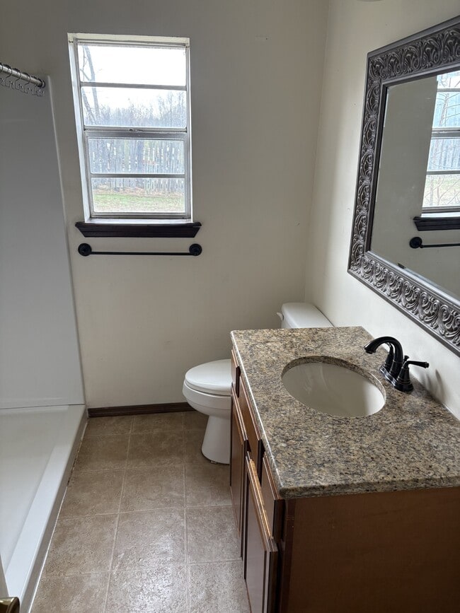 Building Photo - 41 Glade Pl