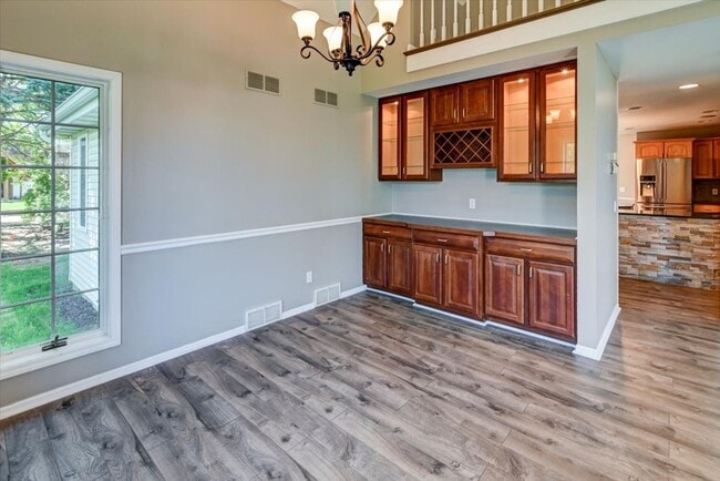 Building Photo - Beautifully updated 4 bedroom home in Southbridge, Waunakee