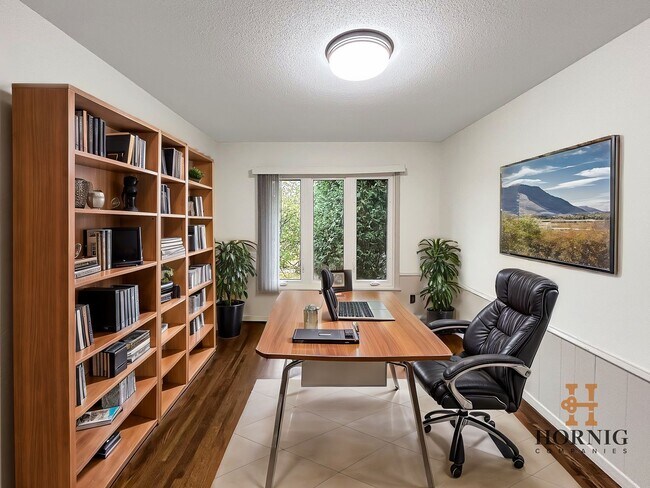 Building Photo - Stunning views. Serene atmosphere. Superb Edina. 3 Large Bedrooms + Office Space.