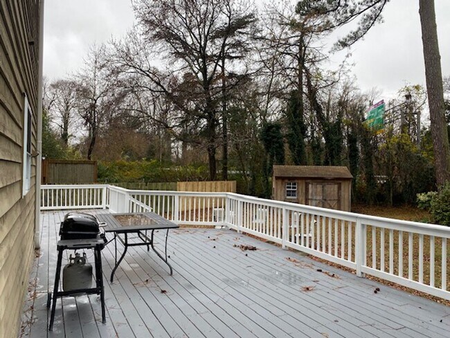 Building Photo - Chesapeake Beach