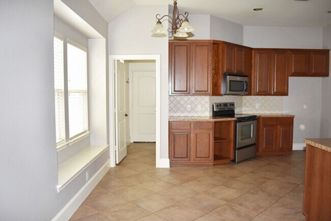Building Photo - 10312 Colfax Dr