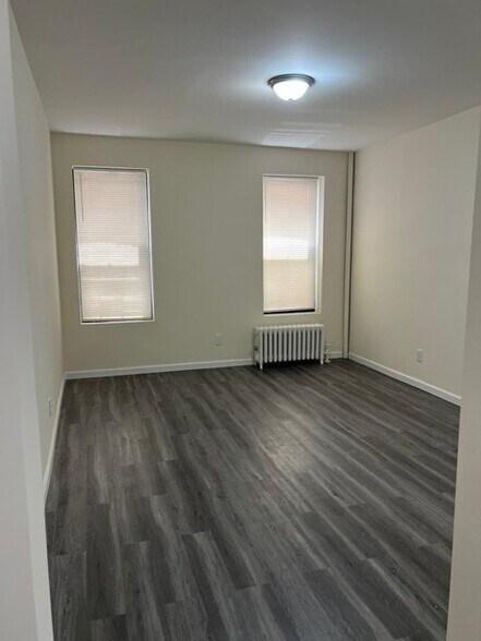 Building Photo - 2665 Homecrest Ave