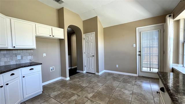 Building Photo - 4621 Tanque Dr