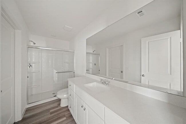 Building Photo - 8627 Vacek Xing Wy
