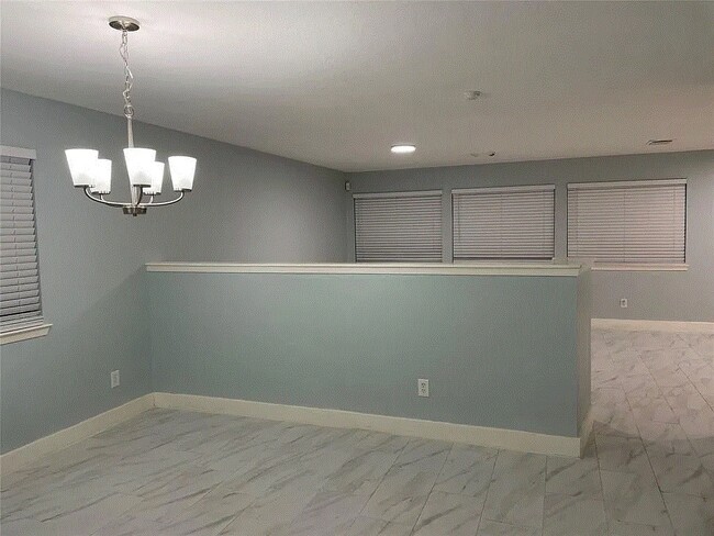 Building Photo - 6310 Hall Pond Ct