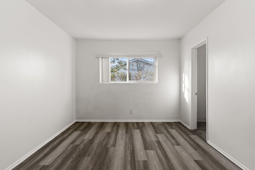 Building Photo - 12602 Kensington Ln