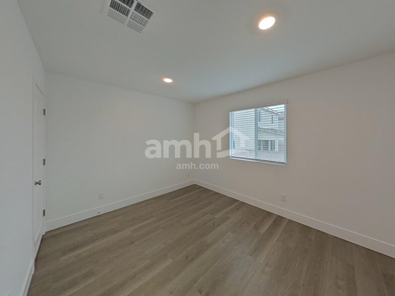 Building Photo - 5855 Fly Fisher St