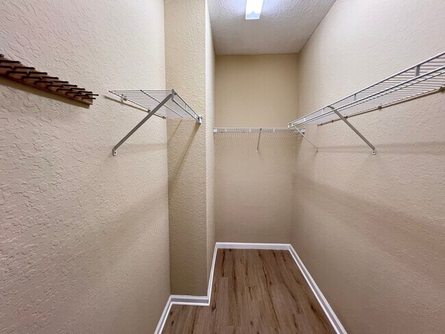 Building Photo - Great Apartment for rent!