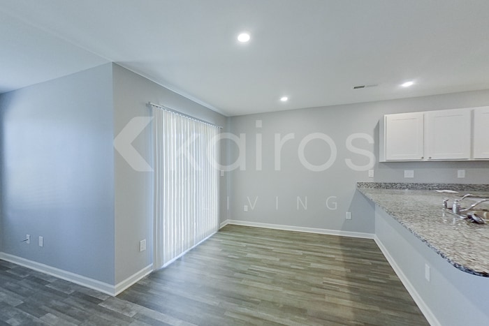 Building Photo - 105 Spencer Dr