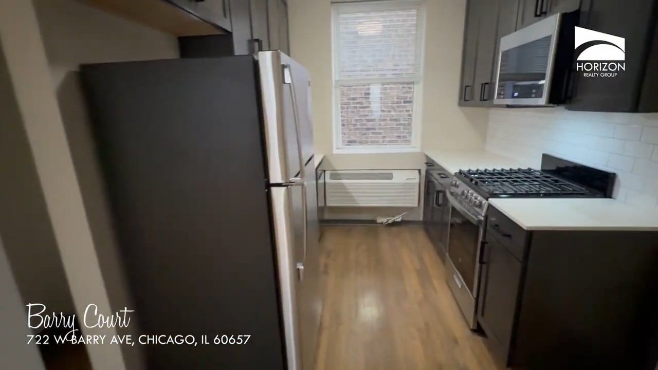 Building Photo - 728 W Barry Ave