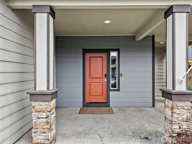 Building Photo - 348 Partlon St