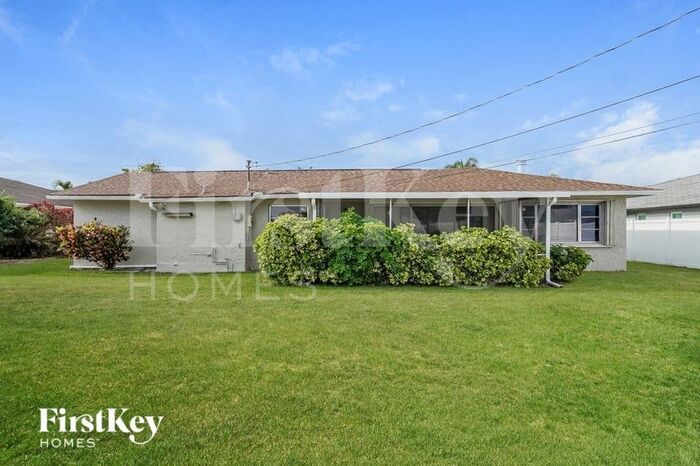 Primary Photo - 1313 SE 25th Ln