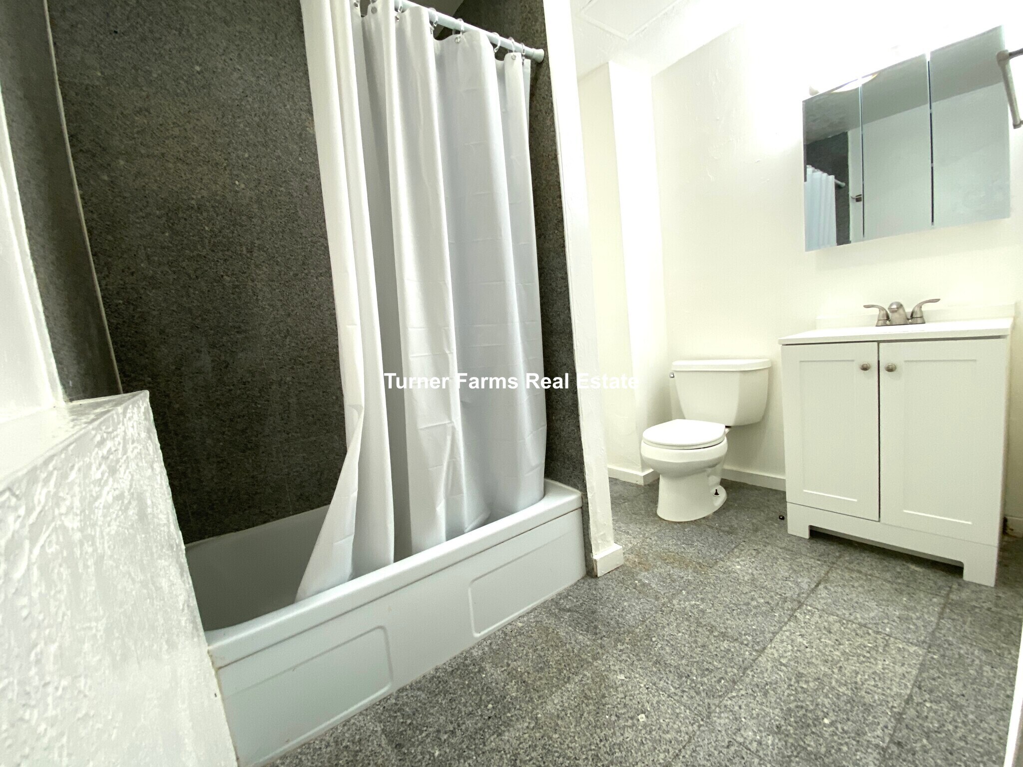 Building Photo - 270 Bowdoin St