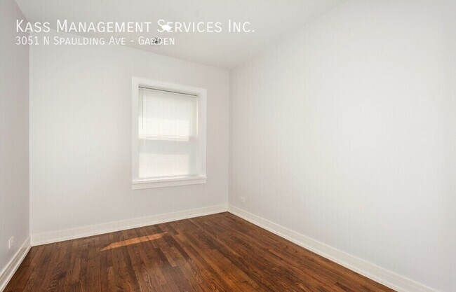 Building Photo - 3051 N Spaulding Ave