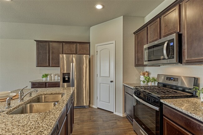 Building Photo - 13959 Leigh Lake Ln