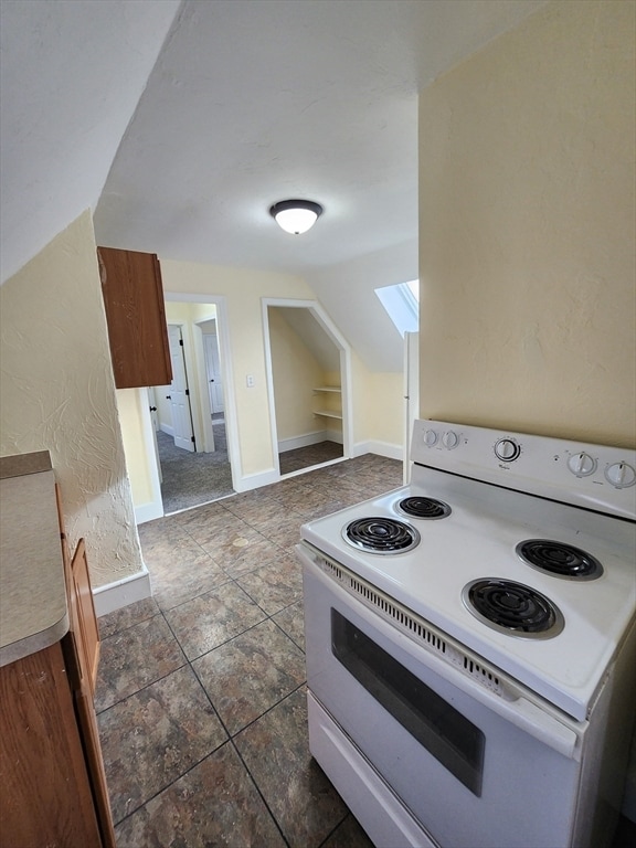 Building Photo - 14 Everett St