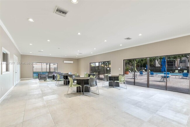 Building Photo - 10985 SW 107th St