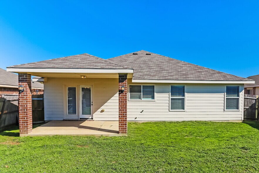 Building Photo - 421 Fawn Hill Dr