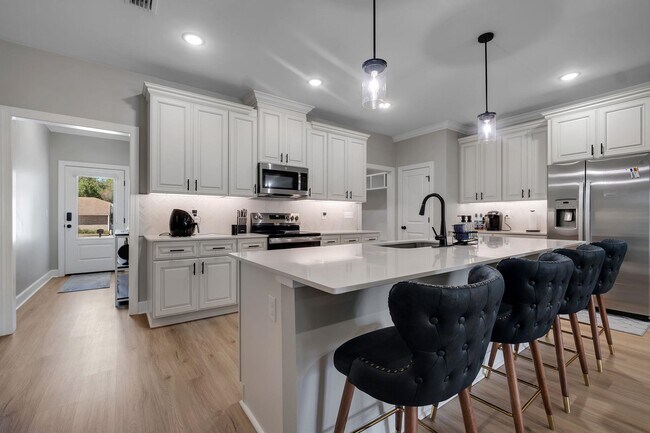 Building Photo - 11 Towles Rd