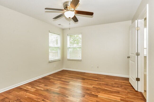 Building Photo - 3159 Aidan Ln