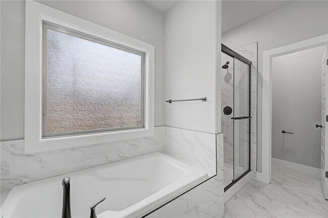 Building Photo - 2 Creetown Ln