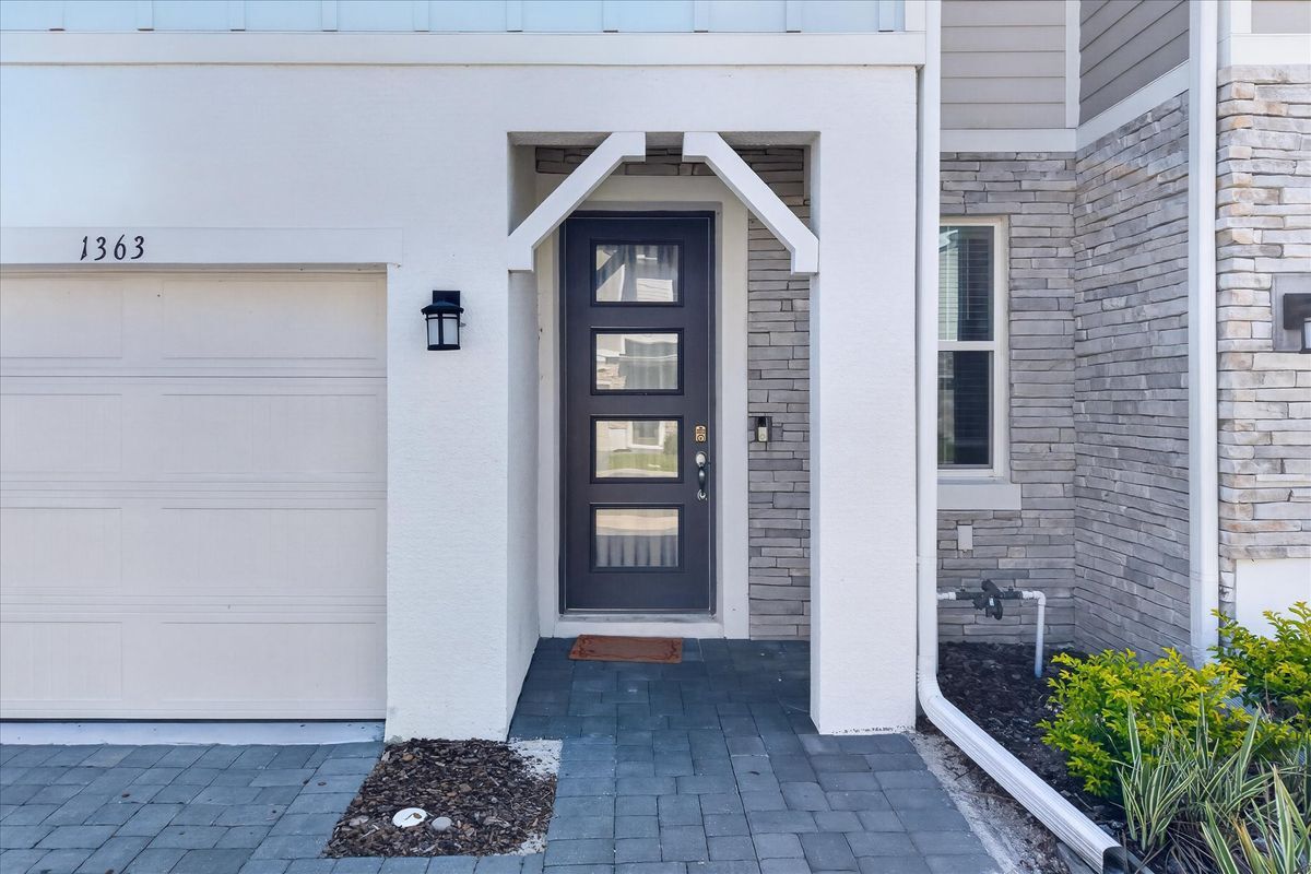Building Photo - 1363 Captiva Cv