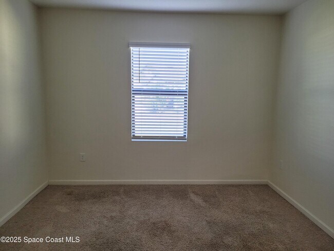 Building Photo - 760 Acadia Ct SE