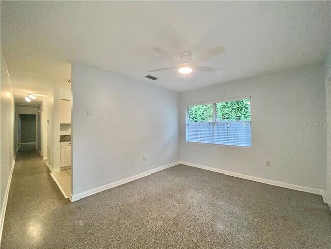 Building Photo - 1022 Delaney Park Dr
