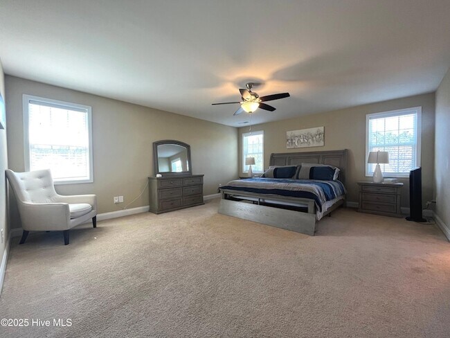 Building Photo - 225 Savannah Garden Dr