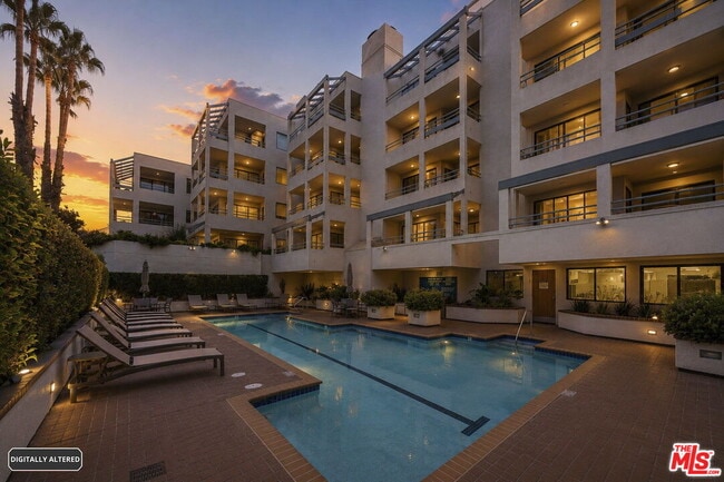 Building Photo - 122 Ocean Park Blvd