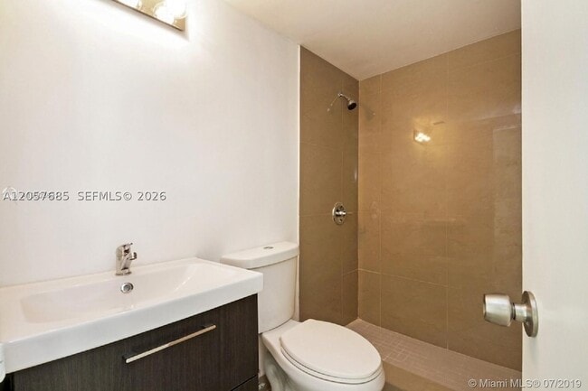 Building Photo - 7545 E Treasure Dr