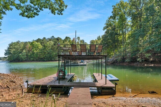 Building Photo - 180 Waterfront Dr